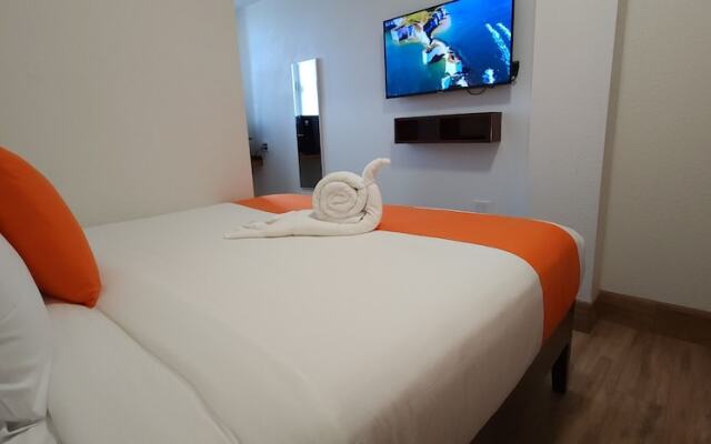 Voyager Sun & Reef Hotel