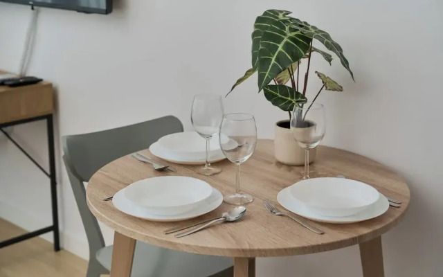 Airport Wrocław Apartment by Renters