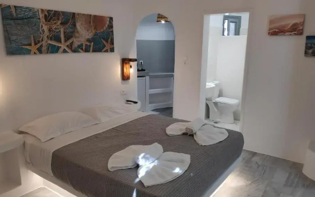 Grey Rooms Naxos