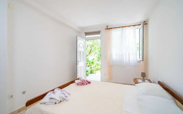 Apartments Zarac
