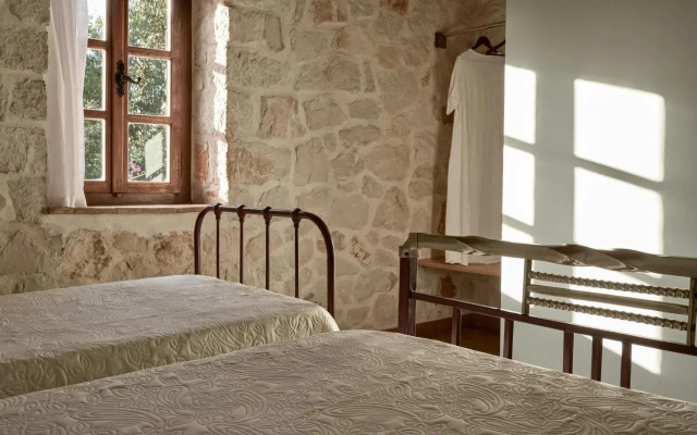 Vafias Traditional Villas