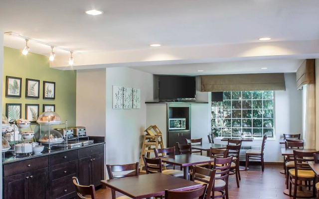 Sleep Inn - SeaTac Airport