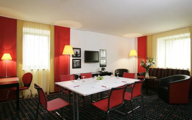 Vienna House Easy By Wyndham Airport Bucharest