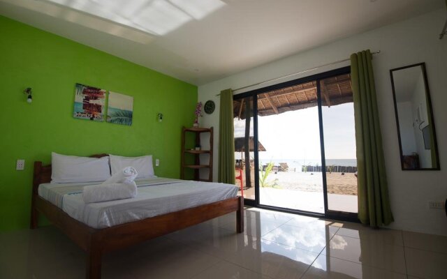 Footprints Beach Resort