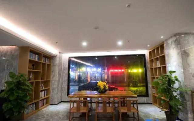 MEHOOD LESTIE Hotel (Foshan Sanshui Plaza)