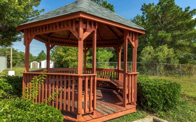 Quality Inn Fayetteville near Fort Bragg