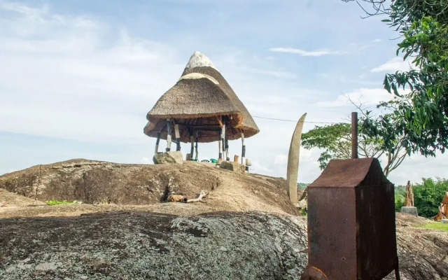 Kijuura Lodge