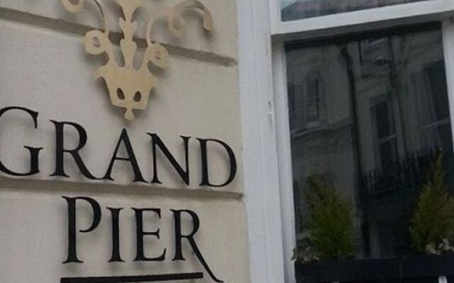 Grand Pier Guest House