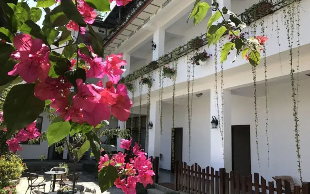 Da Li Ling Hai Xiang Yue Inn