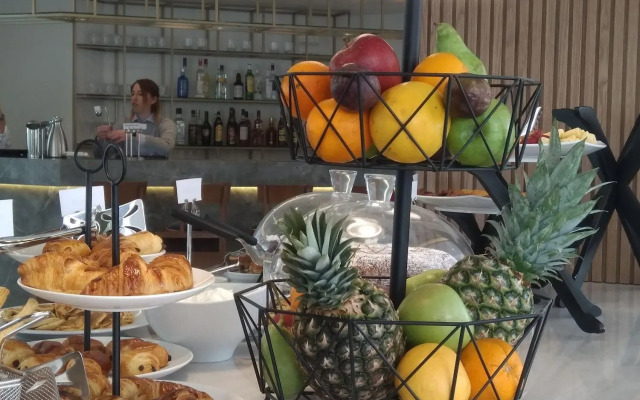 Glyfada Riviera Hotel