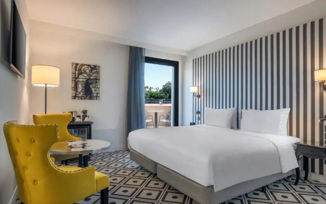 SOWELL COLLECTION Hôtel du Roi & SPA