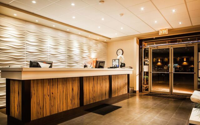 Coast Osoyoos Beach Hotel
