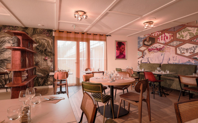 Kyriad Marseille - Vitrolles Aéroport