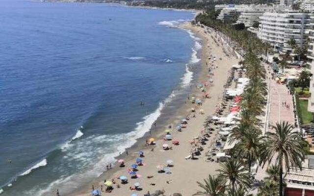 Skol 923A by Completely Marbella