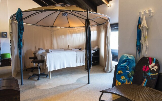 San Lameer Villa Rentals 2402