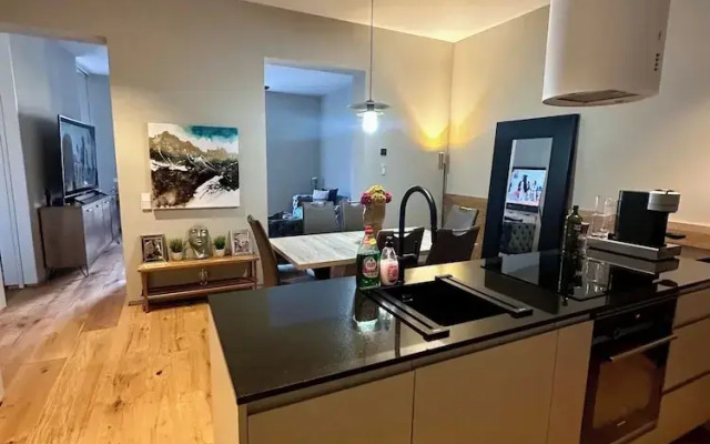 Nerezine Cozy Apartment With Sea View