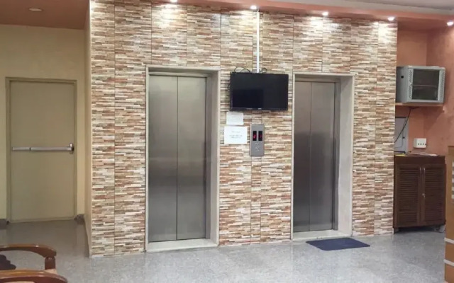 Ikhwa studio apartments -Female guests only-