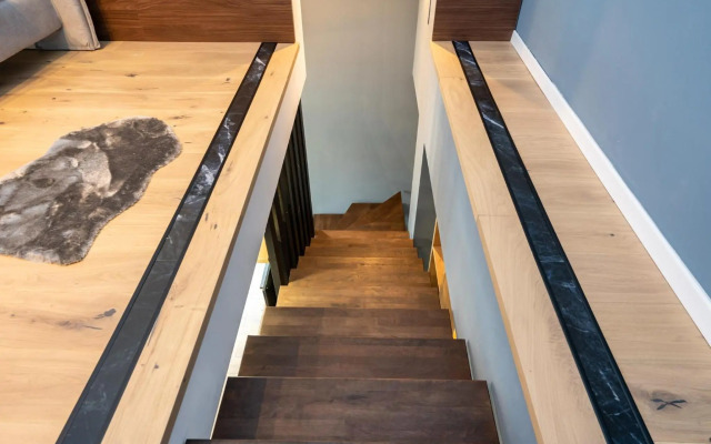 Sunflower- Designer 2R apartment near Piata Unirii with circular terrace