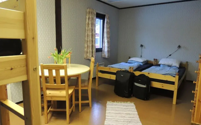 Bromölla Camping & Vandrarhem - Hostel