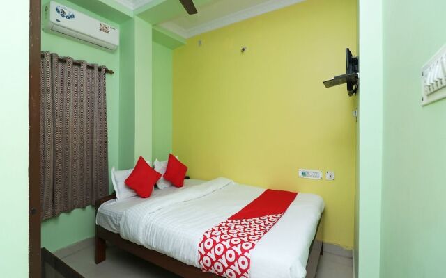 OYO 31004 Sadhna Inn