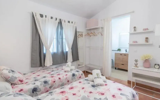 Cortijo Entre Pueblos Competa by Ruralidays