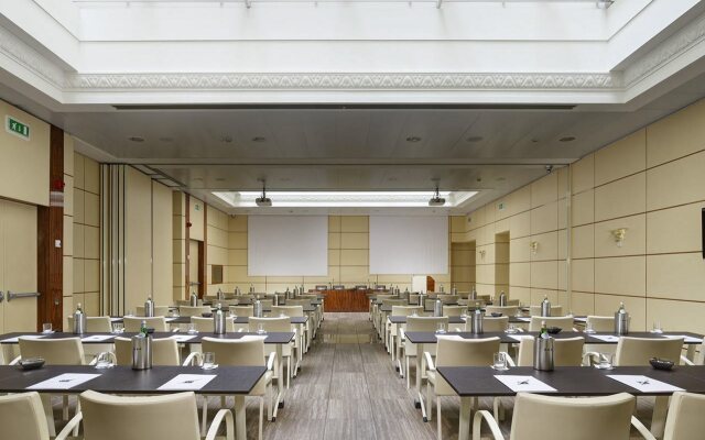 UNA HOTELS Decò Roma