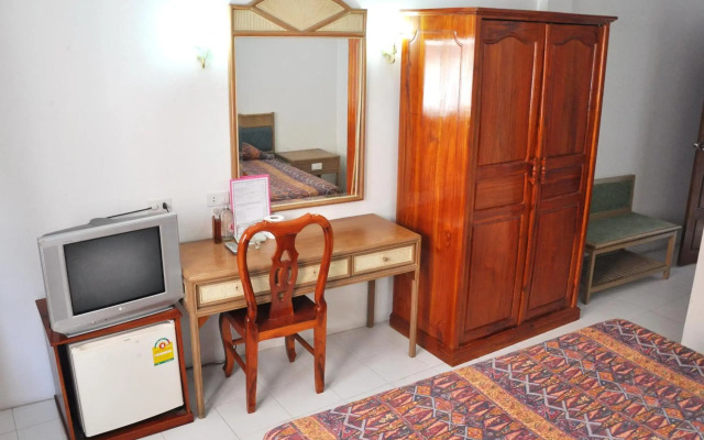 Highfive Guest House