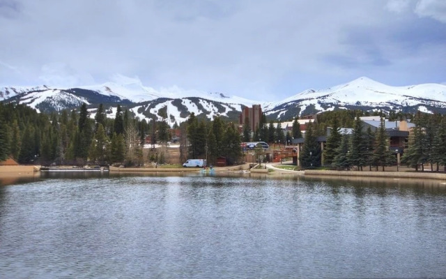 Main Street Station 3305 3 Bedroom Condo