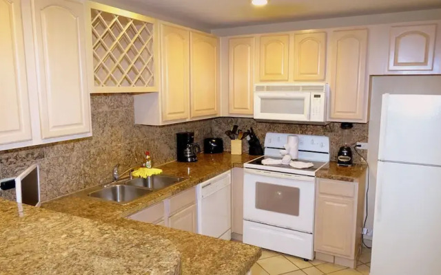 Baja 505 - 2 Br Condo