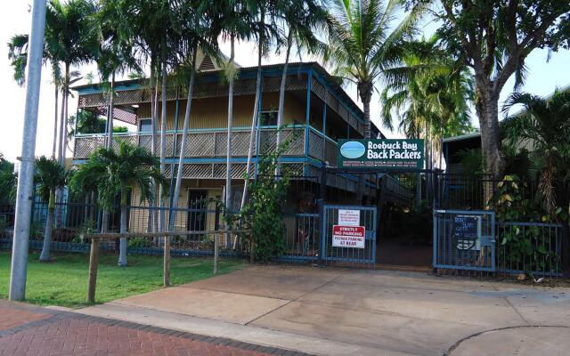 Roey Backpackers