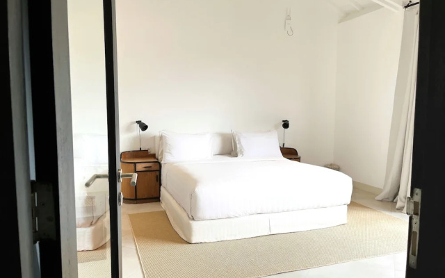 Lovely 2BR Villa Close to The Beach – Guest Rooms – Kuta