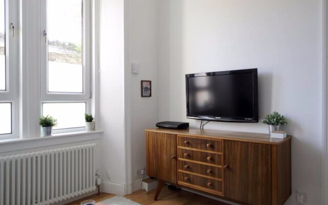 1 Bedroom Apartment In Royal Mile