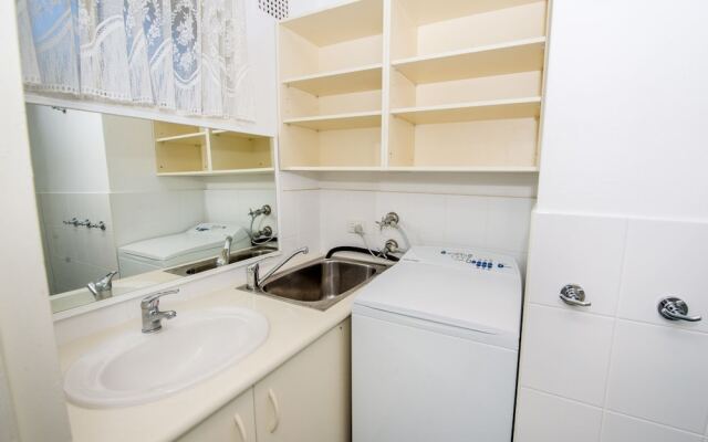 Collendina Unit 15 - Little Beach