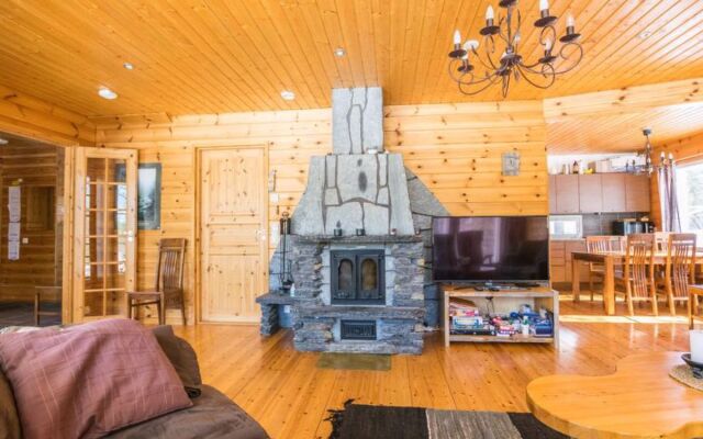 Holiday Home Luppoaika