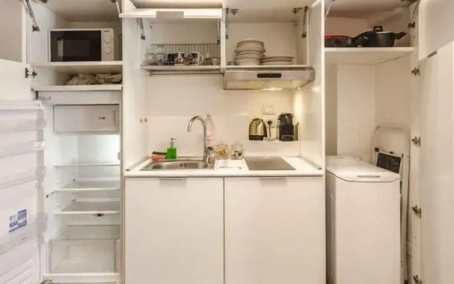 Apollonia Halldis Apartment