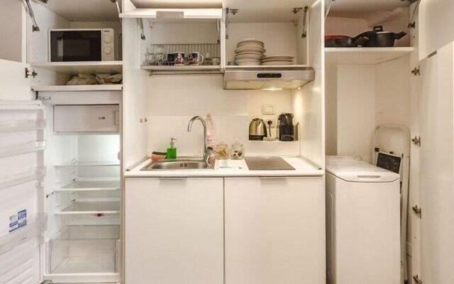 Apollonia Halldis Apartment