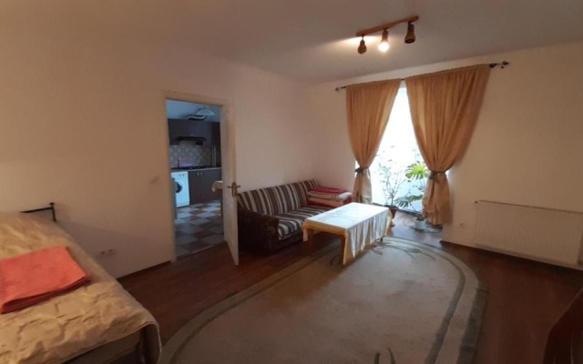 Apartment Na Saharova