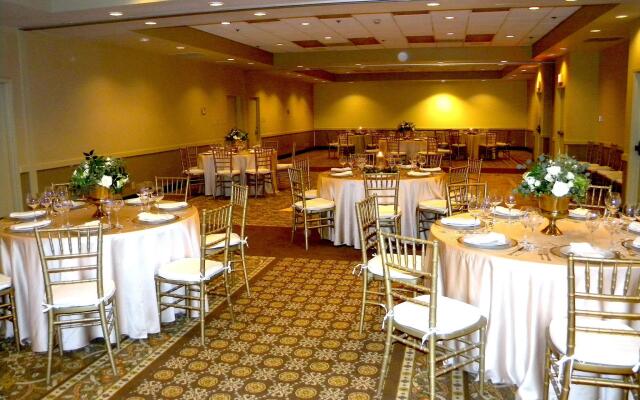 Radisson Hotel Nashville Airport