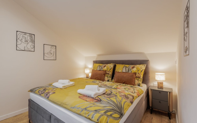 Residence S7 - Luxury Living Apartment