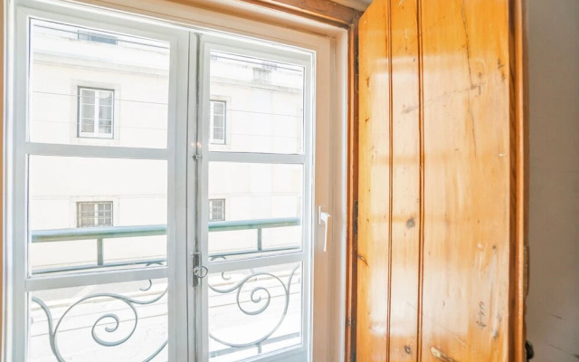 Elegant & Cozy Apartment