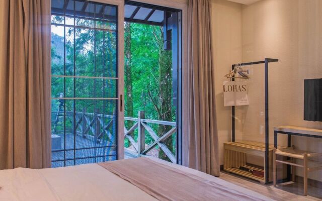 Wuyishan Old Street Sen Live British Inn