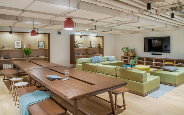 baseLITE-WESTBUND Serviced Apartment