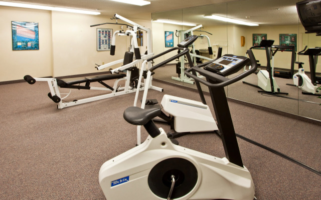 Sonesta Simply Suites Detroit Troy