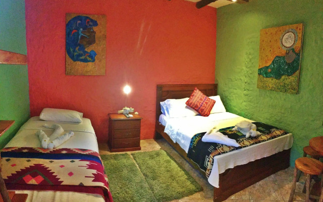 Lonesome George Ecolodge
