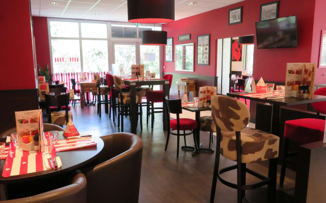 Kyriad Aix Les Milles - Plan de Campagne