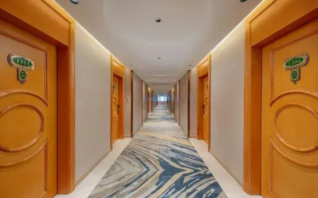 Vienna Hotel (Foshan Qiandeng Lake)