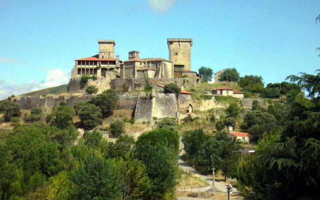 Parador Castillo De Monterrei