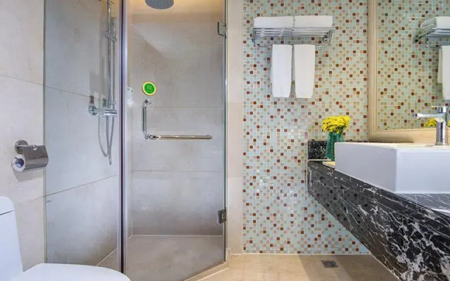 Vienna Hotel Guangzhou Panyu Chimelong Shiqiao Metro Station