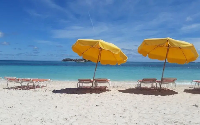 Studio 03 vue mer Orient Bay