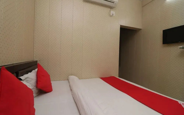 OYO 24637 Hotel Vandana Palace